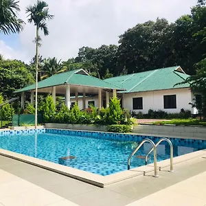 Hotel Aura By Bob, Wayanad